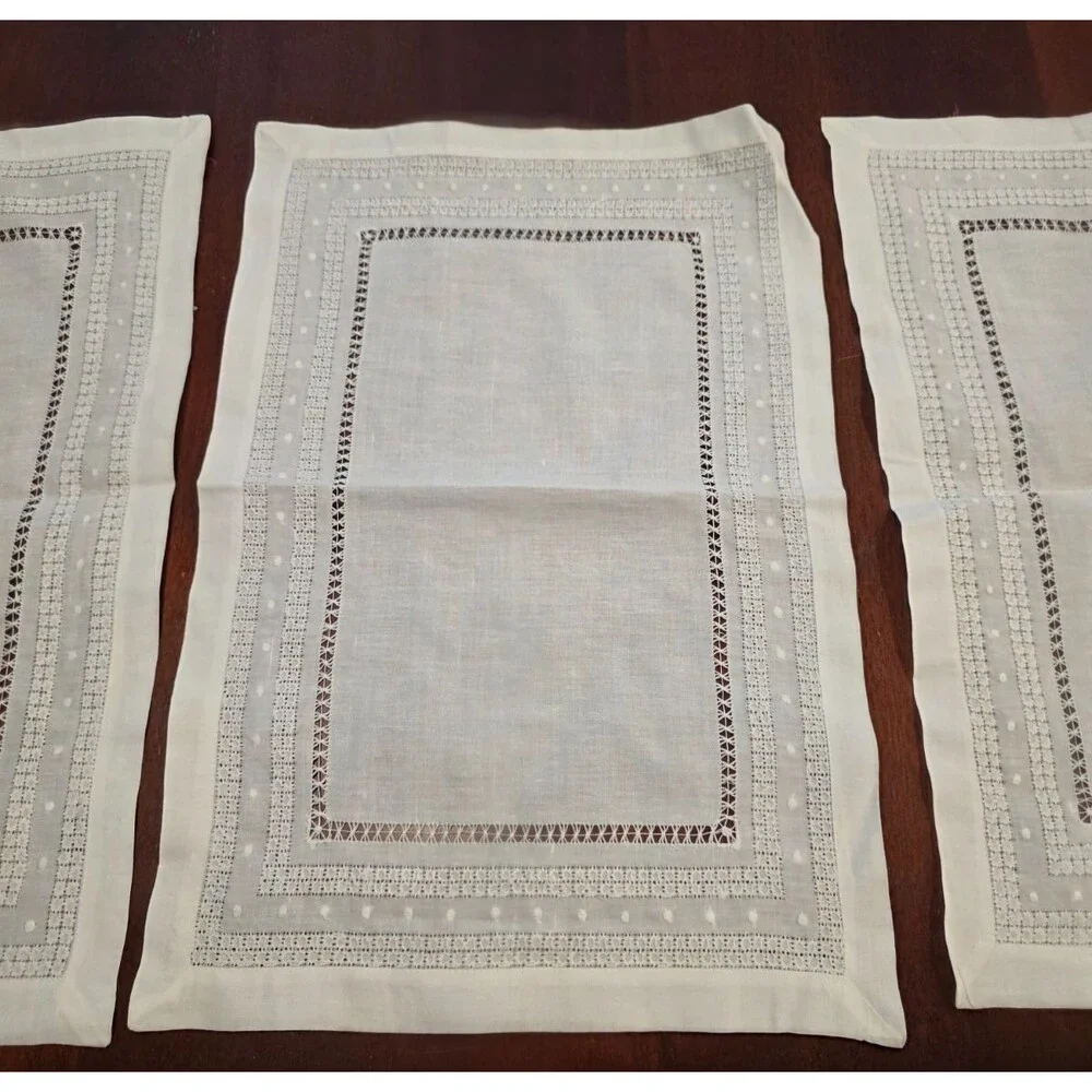 Cut Out Lace Linen Placemats White Set of 4 Vintage Handmade 19.5